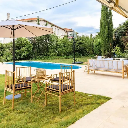 Villa Large 7 Bedrooms Near Beach, Sea View, Islands & Bay Of