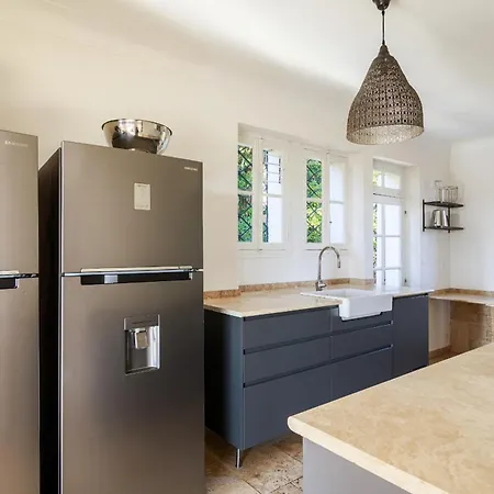 Villa Large 7 Bedrooms Near Beach, Sea View, Islands & Bay Of Cannes