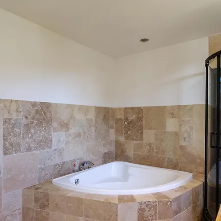 Large 7 Bedrooms Near Beach, Sea View, Islands & Bay Of Villa Cannes