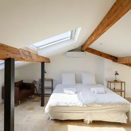 Large 7 Bedrooms Near Beach, Sea View, Islands & Bay Of Villa Cannes