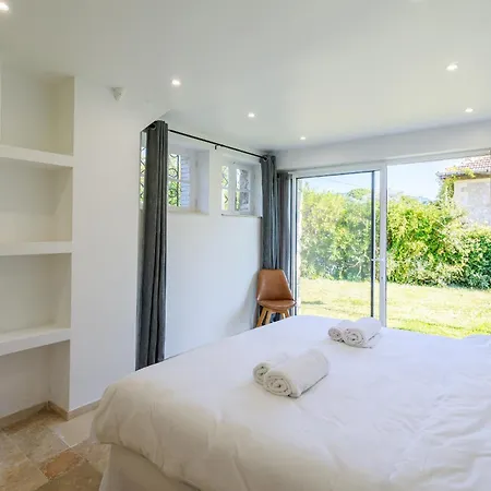 Villa Large 7 Bedrooms Near Beach, Sea View, Islands & Bay Of *