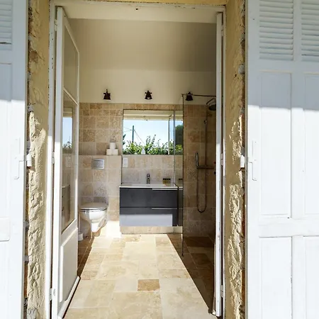 Large 7 Bedrooms Near Beach, Sea View, Islands & Bay Of Villa